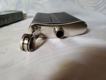 Ostalo posuđe: Nova,vintaz pljoska za pice,od nerdjajuceg celika. Poljiska za pice — 5