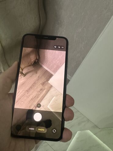 Apple iPhone: IPhone 11 Pro Max, 256 GB, Qızılı, Simsiz şarj — 8