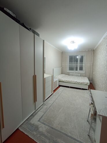 Продажа квартир: 3 комнаты, 58 м², 104 серия, 2 этаж, Евроремонт