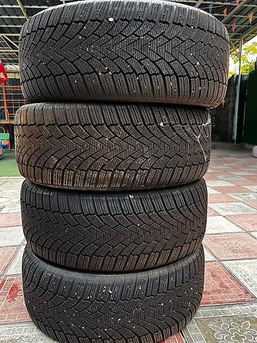 Комплект зимних шин Michelin X-Ice Snow, 4 штуки. Размер: 245/45 R18
