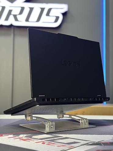 Ноутбуки Lenovo: Мощный премиальный игровой ноутбук с экраном 165 Гц, процессором Core — 4