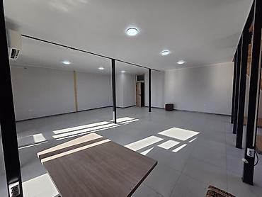 Аренда офисов: Аренда офисов, 70 м², В бизнес центре, С видом на горы, 1 линия, С оборудованием — 1