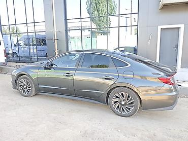 руль sonata: Hyundai Sonata: 2022 г., 2 л, Автомат, Гибрид, Седан — 3