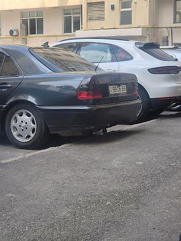 w210 amg: Mercedes-Benz E-Class: 1.8 l | 1999 il Sedan — 4