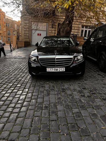 Mercedes-Benz: Mercedes-Benz E 200: 2 l | 2018 il Sedan — 9