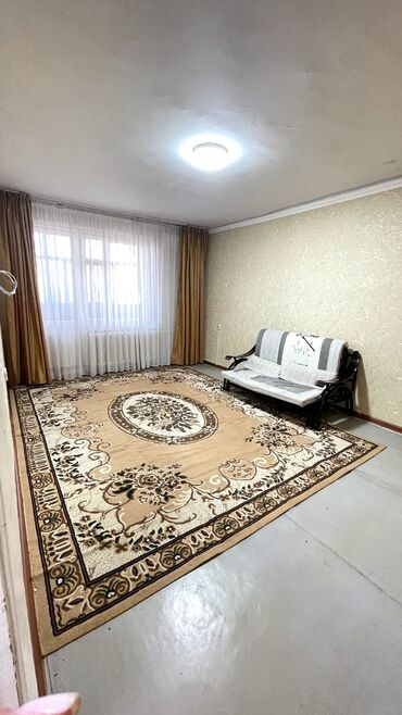 спальный гарнитур советский: 2 комнаты, С мебелью частично