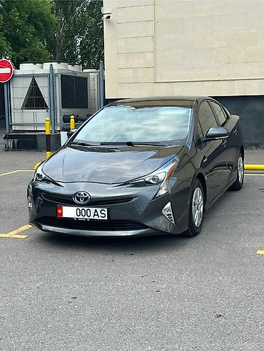 byd e2 2024: Toyota Prius: 2016 г., Автомат, Гибрид, Хэтчбэк — 2