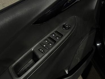Chevrolet: Chevrolet Spark: 2017 г., 1 л, Автомат, Бензин, Хэтчбэк — 10