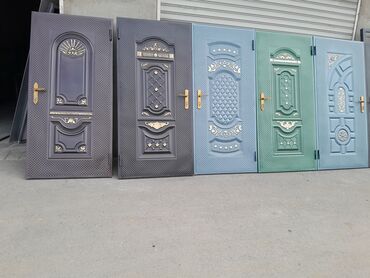 Giriş qapıları: Yeni Giriş qapısı Zamok və çərçivə ilə, Zəmanətli, Ödənişli quraşdırma, Ünvandan götürmə, Ödənişli çatdırılma, Rayonlara çatdırılma — 18