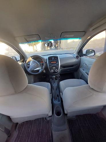 ucuz masin satişi: Nissan Sunny sedan – ağ rəng, AZ nömrə nişanı ilə. Şəhər üçün — 3