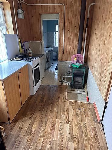 Продажа коттеджей и домов: Продаю дом. 3 комнаты+ сан узел и комната для готовки. свет,вода,газ at lalafo.kg — 5 Продажа коттеджей и домов: Продаю дом. 3 комнаты+ сан узел и комната для готовки. свет,вода,газ — 5