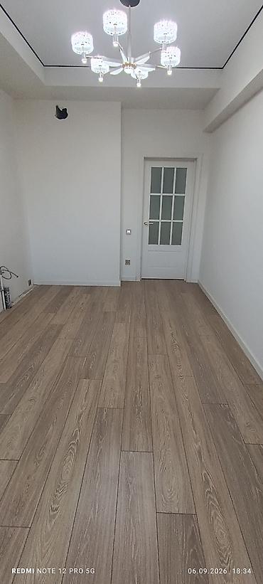 комната с подслением: 45 м², Без мебели — 8