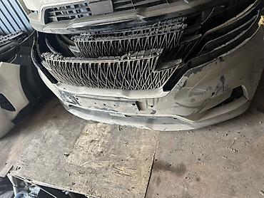 Бампер и комплектующие: Бампер Kia, Оригинал — 64