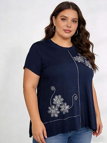 Bluze: #Bluze za punije
Cena 2200
Vel. do 4xl
V17 — 7