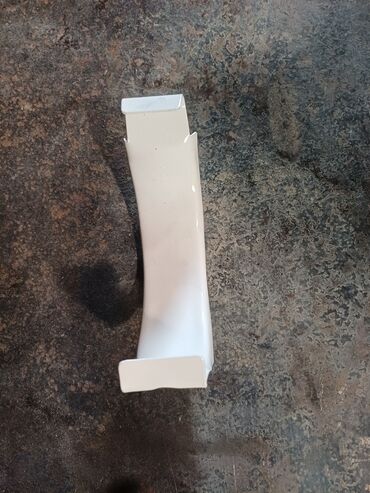 Digər metal məhsullar: Məhsul: Yumru nov üçün xamutlar Təsvir: - Yağış suyu sistemlərində — 10