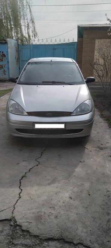 Ford: Продаю Ford Focus, 2001 г.в. Передний привод, КПП - автомат. Топливо