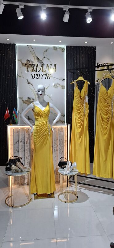 Ziyafət donları: Tuana_butik #ziyafetgeyimleri yeni ilə özəl endirim bizdə