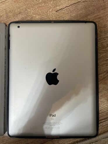 i̇pad: Планшет, Apple, память 16 ГБ, 9" - 10", 3G, Б/у, Классический цвет - Серый