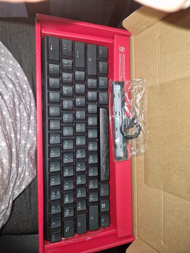 Клавиатуры: HyperX Alloy Origins 60 Wired Mechanical Gaming Keyboard - Tactile