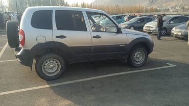 решетка нексия 2: Chevrolet Нива: 2012 г., 1.7 л, Механика, Бензин, Внедорожник