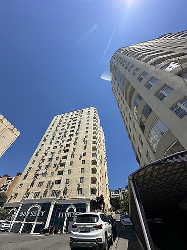 Mənzillər: Əhmədli, 3 otaqlı, Yeni tikili, m. Həzi Aslanov, 100 kv. m — 2