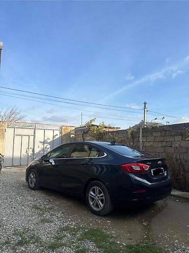 star stop: Chevrolet Cruze: 1.5 l | 2016 il 25000 km Sedan — 4