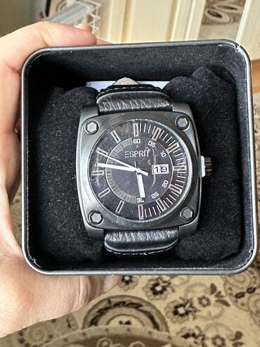 барсетка мужская классическая: Новые часы фирмы Esprit, привезенные с Англии в подарок. На стекле
