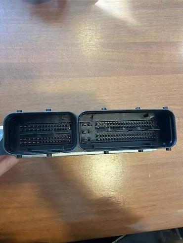 solarni punjac za akumulator: MOTORNI KOMPJUTER ZA VOLKSWAGEN GOLF 7, PASSAT B8 - 04L907309B | — 1