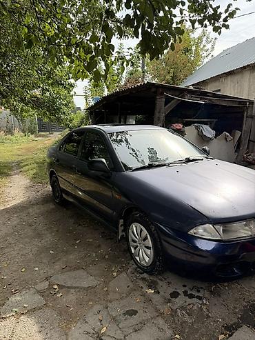 Mitsubishi Carisma: 1995 г., 1.8 л, Механика, Бензин, Седан at lalafo.kg Mitsubishi Carisma: 1995 г., 1.8 л, Механика, Бензин, Седан