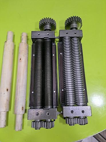 Другая техника для кухни: Продаю тестораскаточную машинку .220v/380v лапшарезка. лагмано — 6