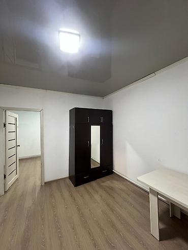 Долгосрочная аренда домов: 40 м², 3 комнаты — 2