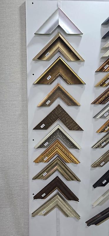 Зеркала: В наличии Белое зеркало с минималистичным дизайном, рамка ПВХ Ширина — 10