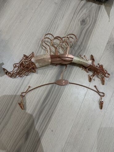 Вешалки, плечики: Вешалки, плечики — 1