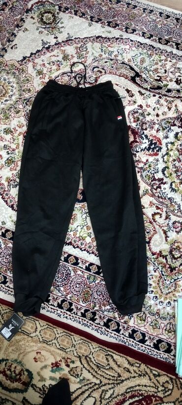 спортивные штаны для женщин: Брюки XL (EU 42), цвет - Черный