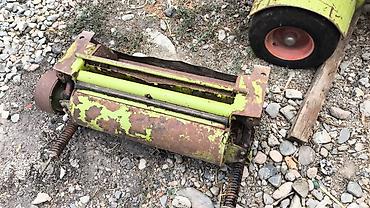 Силосоуборочные комбайны: Клас яагувар сатылат,свежый келди растаможен не оформлень.Уч жаткасы — 10