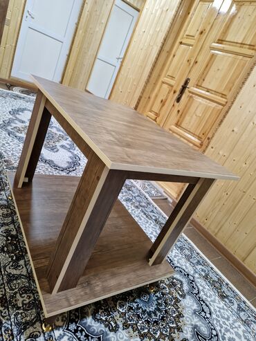 тап.аз посуда: Kvadrat masa, Açılmayan, Təkərli, Teksturalı laminat, Zəmanətsiz