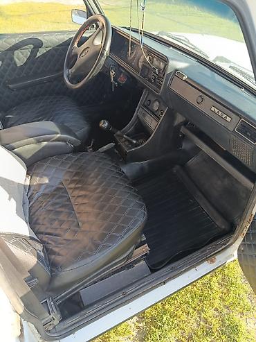 фольксваген тигуан л с: VAZ 2107, ağ rəng, sedan kuzov. Klassik dizaynlı 4 qapı — 4