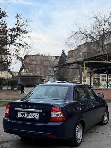 VAZ (LADA): Lada Priora sedan – tünd mavi rəngdə, Azərbaycan nömrə nişanı — 4
