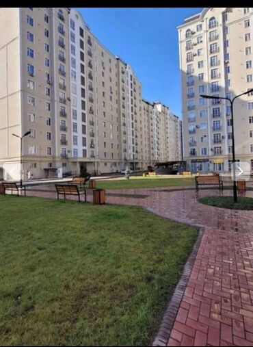 дома барачного типа: 3 бөлмө, 94 кв. м, Элитка, 12 кабат, ПСО (өзү оңдоп түзөтүп бүтүү үчүн)