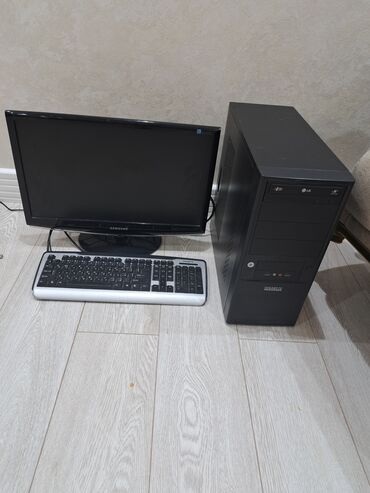 intel core i7: Masaüstü kompüter dəsti Tərkib: - Sistem bloku: GIGABYTE korpus, ön