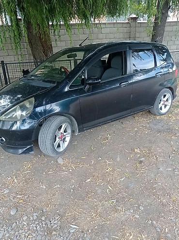 Продажа авто: Honda Fit: 2002 г., 1.3 л, Вариатор, Седан — 1