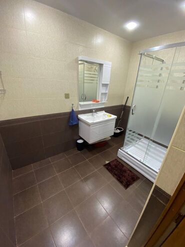 Uzunmüddətli kirayə mənzillər: 20 YANVAR metrosunun yanında, ƏCƏMİ metorusuna 4 deqiqelik — 8