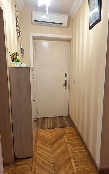 kiraye ev 250: Gəncə, 3 otaqlı, Köhnə tikili, 68 kv. m — 1