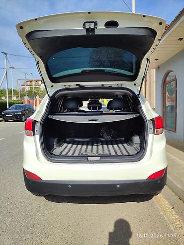 kia rio farasi: Hyundai ix35: 2 l | 2011 il Krossover — 3