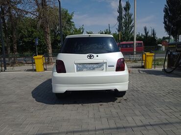 машина тайота ист: Toyota ist: 2002 г., 1.5 л, Автомат, Газ, Хэтчбэк