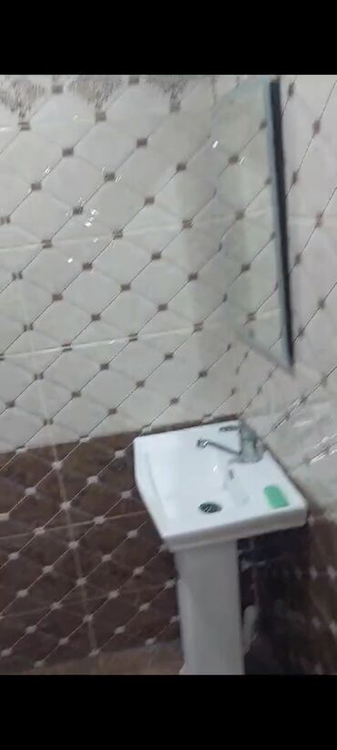 Uzunmüddətli kirayə evlər: 40 kv. m, 1 otaqlı, Telefon, Su, Kanalizasiya — 29