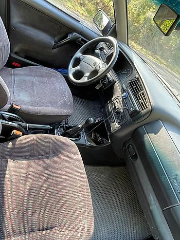 Продажа авто: Volkswagen Vento: 1996 г., Механика, Бензин, Седан — 4