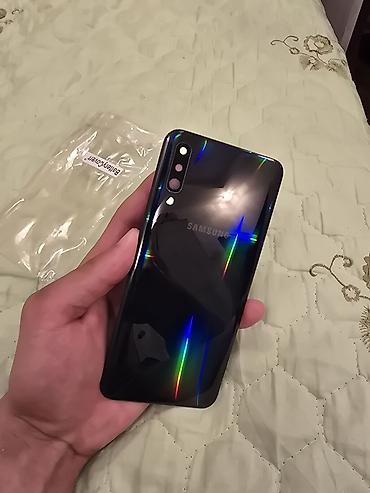 Məhsul: Samsung Galaxy A50 üçün arxa qapaq (back cover)