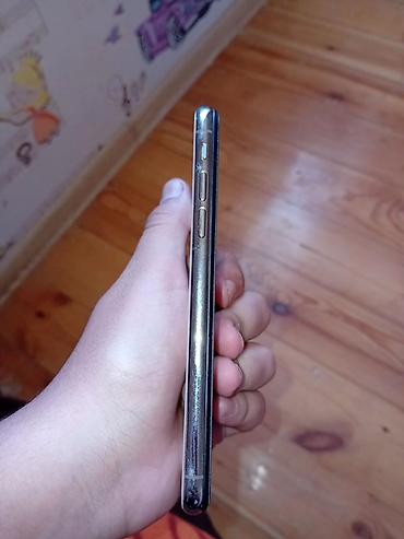 kreditle ayfon: IPhone X, 64 GB, Qızılı, Face ID — 2