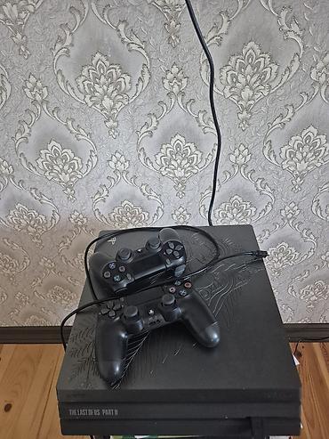 PS4 (Sony Playstation 4): PlayStation 4 Pro — “The Last of Us Part II” Limited Edition — 2